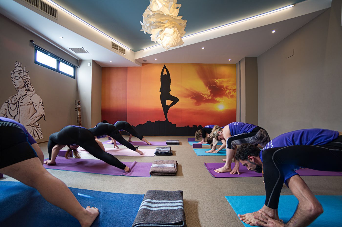 escuela-yoga-alcala-de-henares